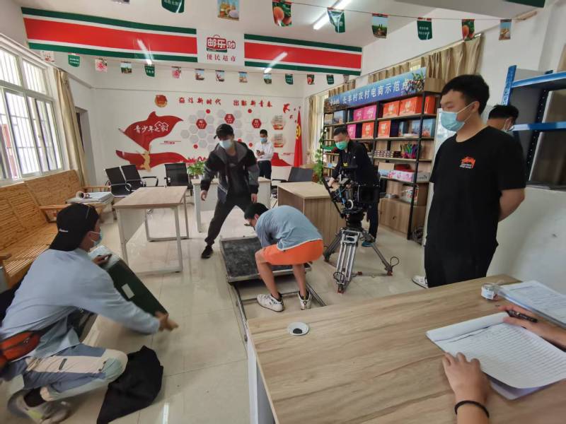 揭阳广告片拍摄公司：极简主义践行者，少即是多的视觉哲学